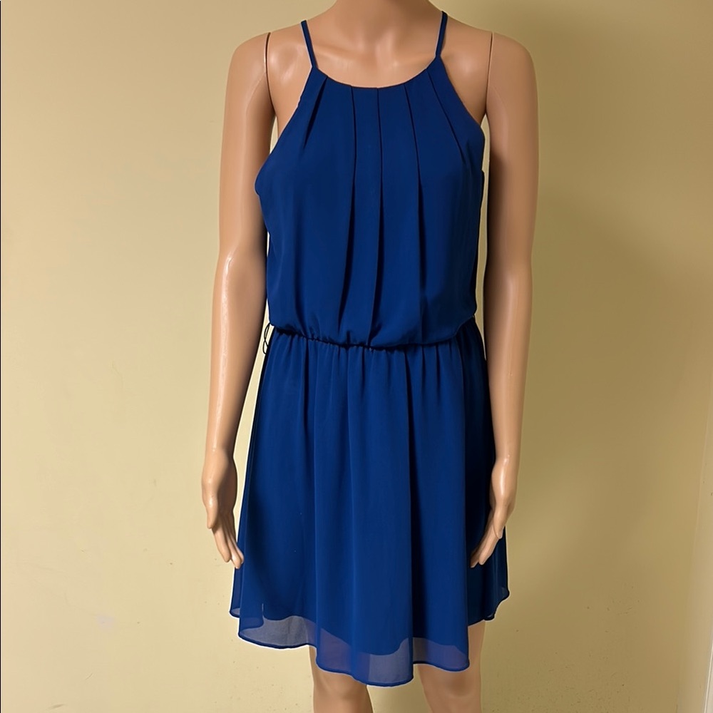 Elegant Blue Sleeveless Dress